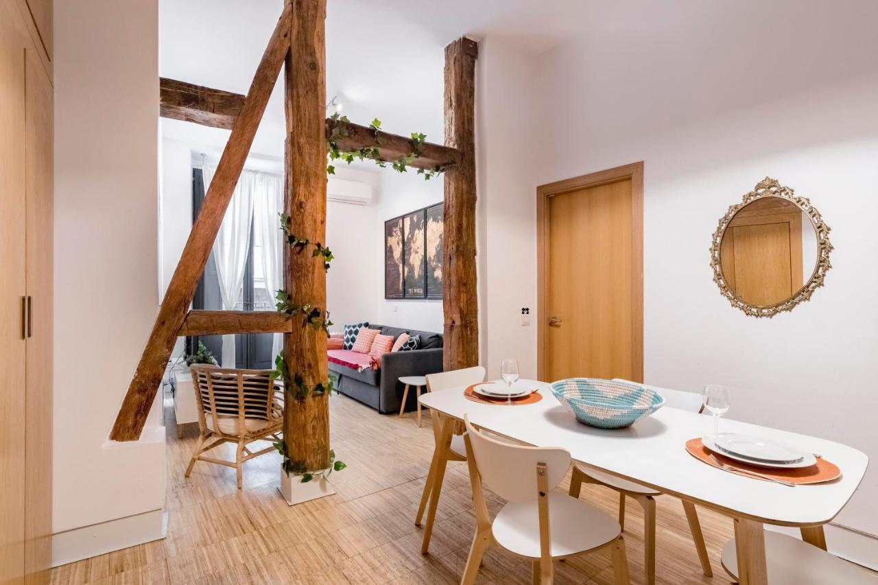 Cross Check - Plaza Mayor Apartment Madrid Exterior foto